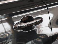 2022款 2.0T DCT两驱智联旗享版 五座