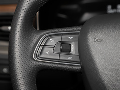 2022款 2.0T DCT两驱智联旗享版 五座