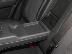2022款 2.0T DCT两驱智联旗享版 五座