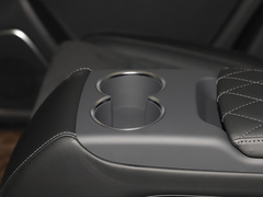 2022款 2.0T DCT两驱智联旗享版 五座