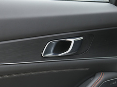 2021款 2.0T 卓越型