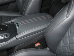 2021款 2.0T 卓越型