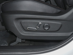 2021款 2.0T 卓越型