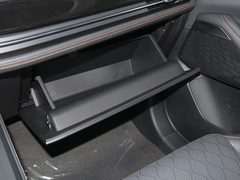 2021款 2.0T 卓越型
