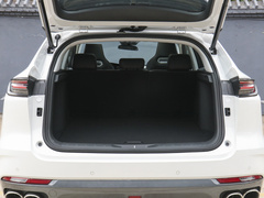 2021款 2.0T 卓越型