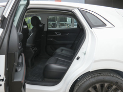 2021款 2.0T 卓越型