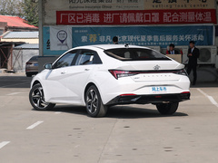 2021款 1.5L LUX尊贵版