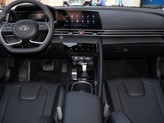 2021款 1.5L LUX尊贵版