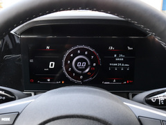 2021款 1.5L LUX尊贵版