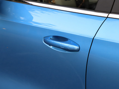2021款 1.5T 自动大四版