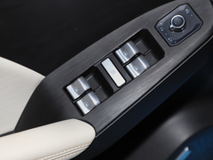 2021款 1.5T 自动大四版