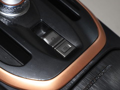 2021款 1.5T 自动大四版
