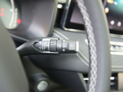 2021款 1.5T 自动大四版