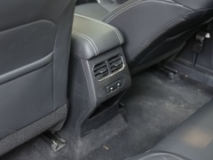 2021款 1.5T 自动大四版