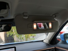2021款 1.5T 自动大四版