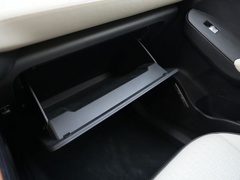 2021款 1.5T 自动大四版