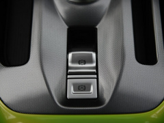 2021款 1.5T 自动大四版