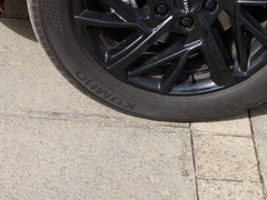 2021款 1.5T 自动大四版