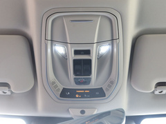 2021款 1.5T 自动大四版