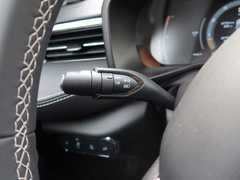 2021款 1.5T 自动大四版