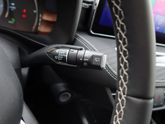 2021款 1.5T 自动大四版