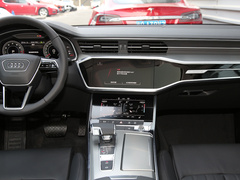 2021款 45 TFSI quattro 臻选致雅型