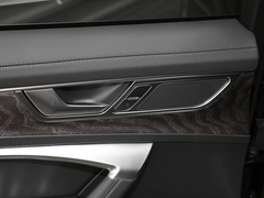 2021款 45 TFSI quattro 尊享致雅型