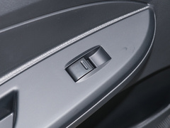 2020款 1.5L 手动豪华版