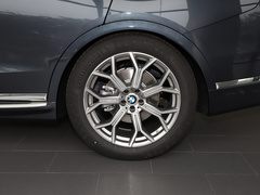 2021款 xDrive40i 尊享型豪华套装