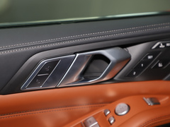 2021款 xDrive40i 尊享型豪华套装
