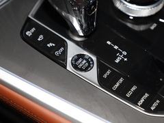 2021款 xDrive40i 尊享型豪华套装
