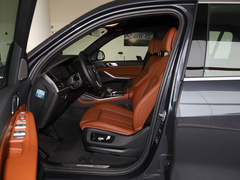 2021款 xDrive40i 尊享型豪华套装