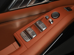 2021款 xDrive40i 尊享型M运动套装