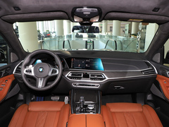 2021款 xDrive40i 尊享型M运动套装
