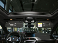 2021款 xDrive 25i M运动曜夜套装