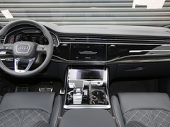 2021款 55 TFSI 尊享动感型