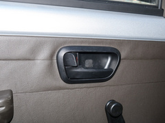 2021款 1.2L S 基本型封窗车标准型5座LSI