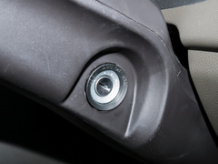 2021款 1.2L S 基本型封窗车标准型5座LSI