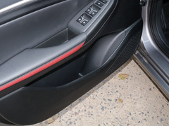 2020款 PLUS 荣耀百万版 1.6L GDI CVT精英型