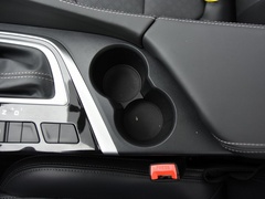 2020款 PLUS 荣耀百万版 1.6L GDI CVT豪华型