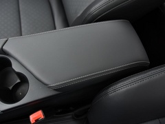 2020款 PLUS 荣耀百万版 1.6L GDI CVT豪华型
