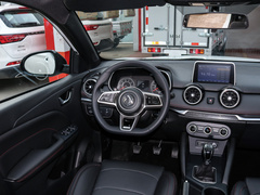 2021款 1.5L 手动乐享型