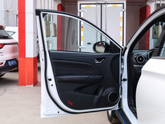 2021款 1.5L 手动乐享型