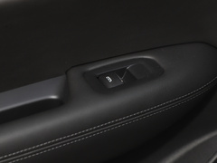2021款 28T 六座四驱豪华型