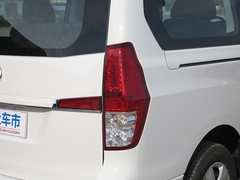2021款 2.0L 手动舒适型 7座