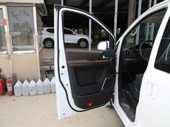 2021款 2.0L 手动舒适型 7座