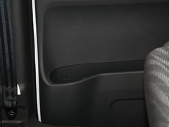 2021款 2.0L 手动舒适型 7座
