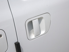 2021款 2.0L 手动舒适型 7座