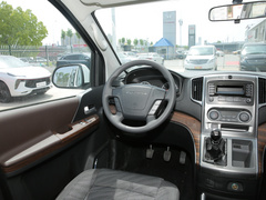 2021款 2.0L 手动舒适型 7座