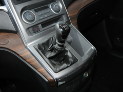 2021款 2.0L 手动舒适型 7座
